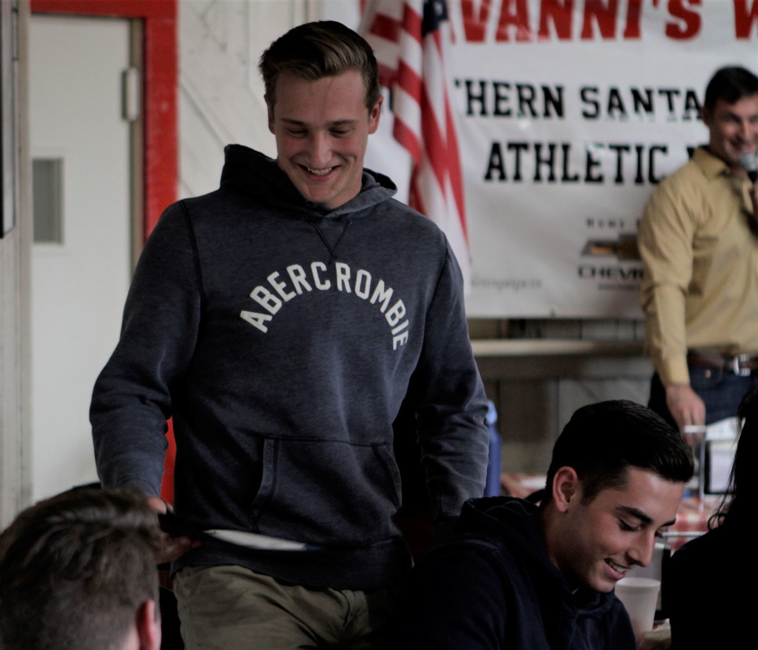 110419RoundTable03.JPG